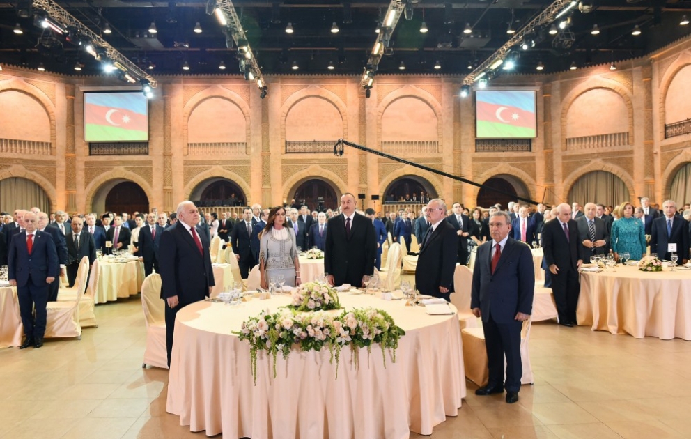 President Ilham Aliyev attended official reception on the occasion of Azerbaijan's Republic Day VIDEO