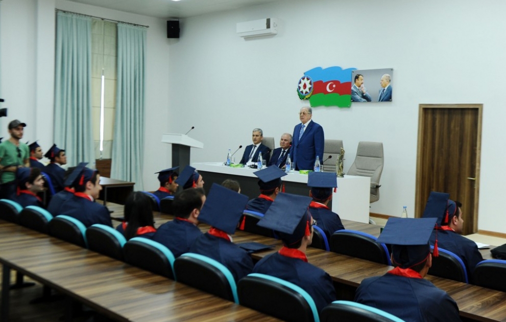 Milli Aviasiya Akademiyasında məzun günü VİDEO