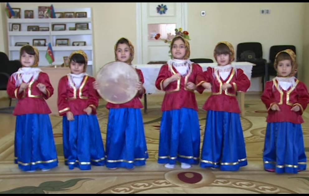 “Nənələr”in davamçıları - “Nəvələr” rəqs qrupu VİDEO