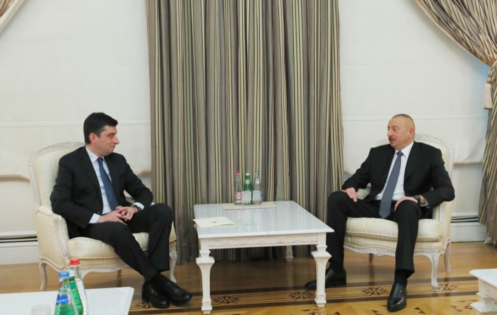 Le président Ilham Aliyev a rencontré une délégation géorgienne VIDEO