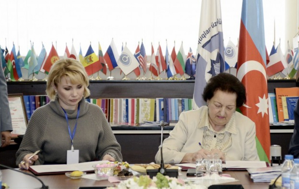 Internationale Konferenz von Ombudsleuten verabschiedet Baku-Deklaration VIDEO