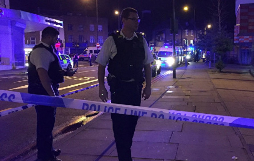 Londonda avtomobilin kütləyə çırpılması nəticəsində azı 1 nəfər ölüb, 8 nəfər yaralanıb VİDEO