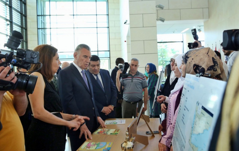Bakıda Ümumdünya Qaçqınlar Gününə həsr olunan tədbir keçirilib VİDEO