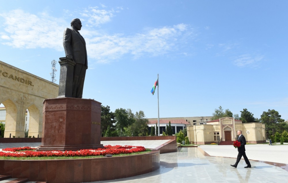 Präsident Ilham Aliyev zu Besuch in Schirvan VIDEO