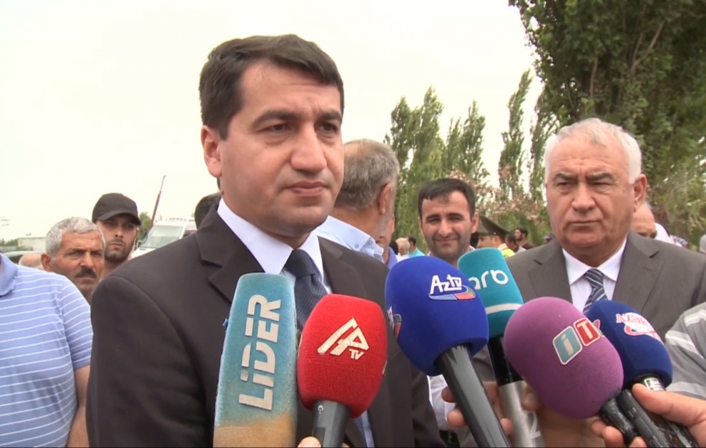 Xarici KİV nümayəndələri və hərbi attaşelər şəxsən şahid oldular ki, Alxanlıda mülki insanlar hədəf seçilib VİDEO