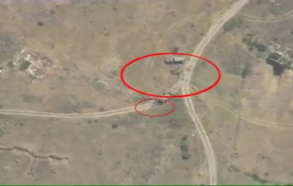 Aserbaidschans Streitkräfte setzen schweren Schlag gegen in Kampfbereitschaft gesetzte armenische Einheiten VIDEO