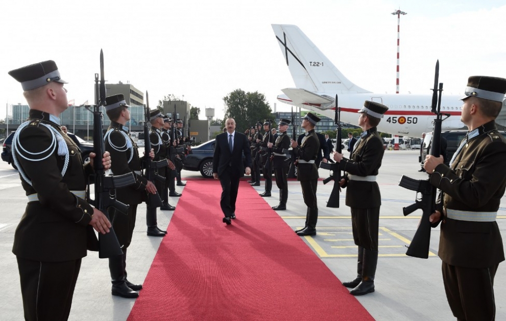 Le président Ilham Aliyev termine sa visite officielle en Lettonie VIDEO