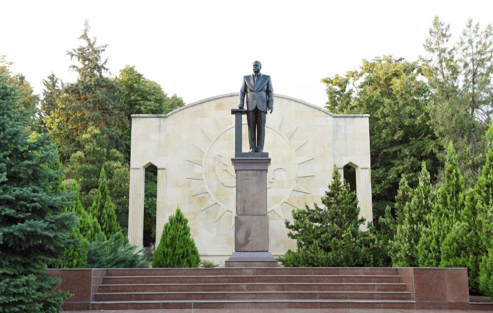 Staatspräsident Ilham Aliyev zu Besuch in Zagtala eingetroffen VIDEO