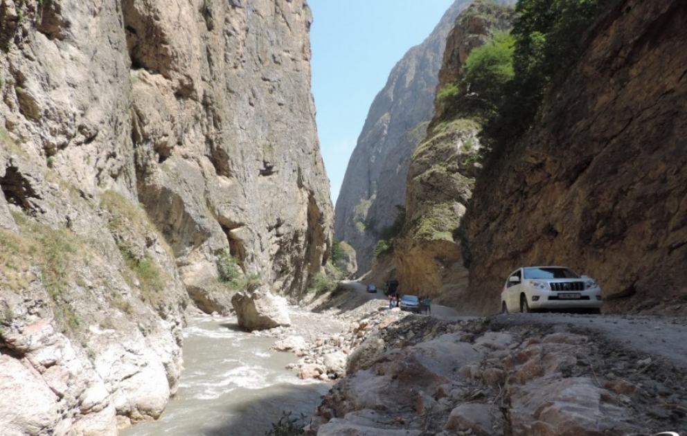 Quba-Xınalıq turizm marşrutu turistlər arasında ən populyar səyahət istiqamətlərindəndir - REPORTAJ VİDEO