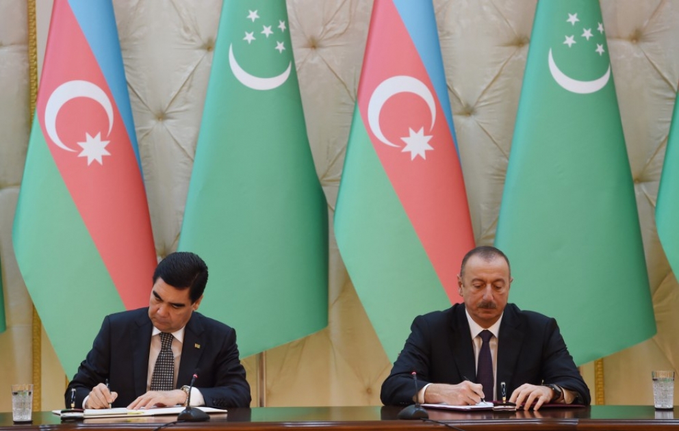 Aserbaidschan und Turkmenistan unterzeichnen eine Reihe von Dokumenten VIDEO