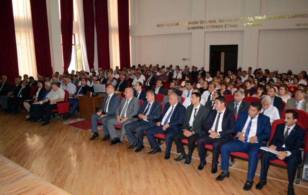 Daşkəsən ictimaiyyəti torpaqların elektron kadastr uçotu informasiya sisteminin yaradılması ilə bağlı məlumatlandırılıb VİDEO