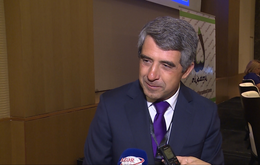 Rosen Plevneliev: Gələcəyimizin daha yaxşı qurulması üçün gənclərin bir araya gəlmələri çox önəmlidir VİDEO