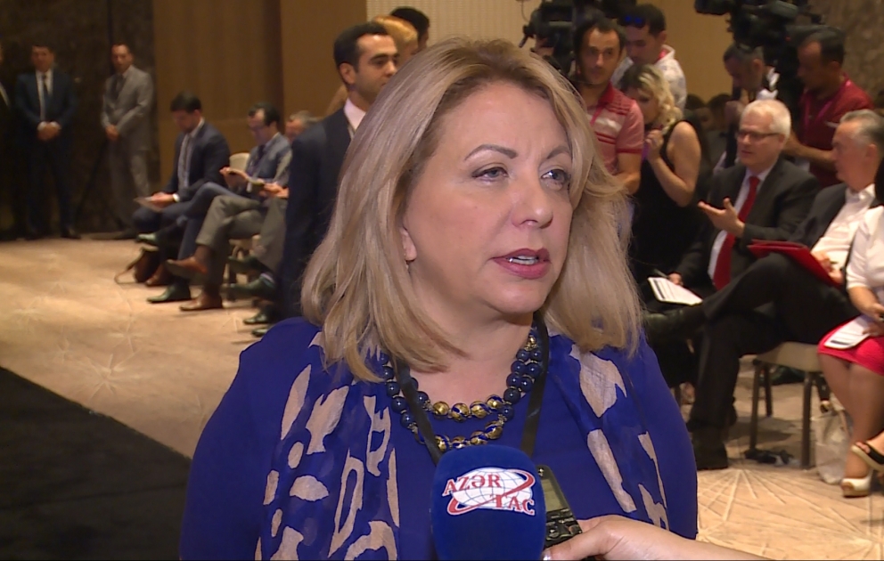 Экс-первая леди Украины Екатерина Ющенко: привезла дочь Софию, чтобы показать невероятно красивый Баку ВИДЕО