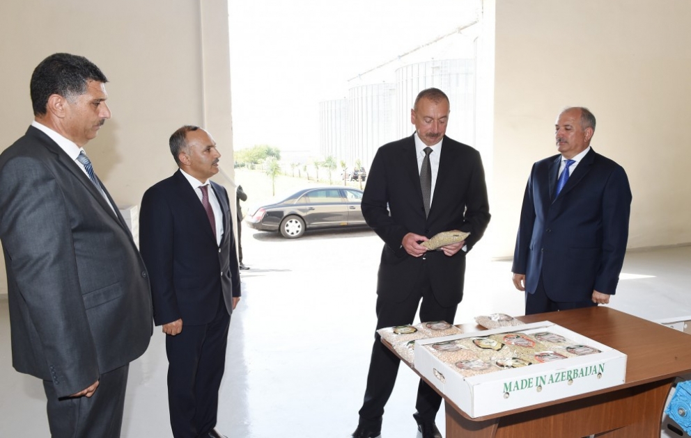 Prezident İlham Əliyev “Avanqard” MMC-nin dənli və paxlalı bitkilərin təmizlənməsi və qablaşdırılması müəssisəsinin açılışında iştirak edib YENİLƏNİB VİDEO