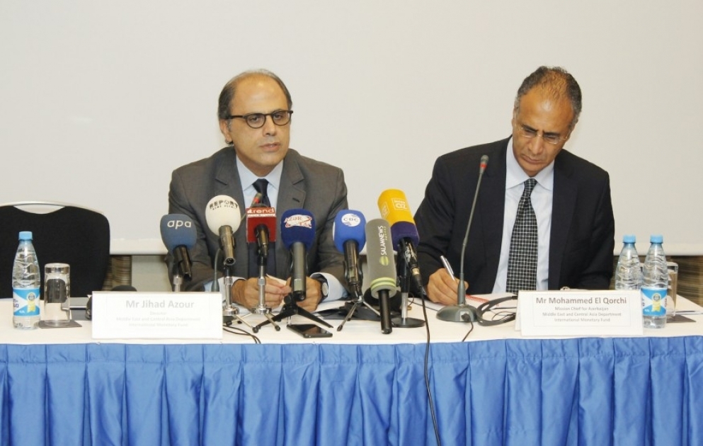Cihad Azur: Azərbaycanda bank sistemində restrukturizasiya davam etdirilməlidir VİDEO