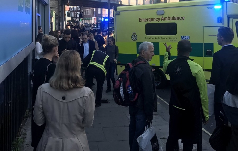 Londonda metroda partlayış baş verib VİDEO