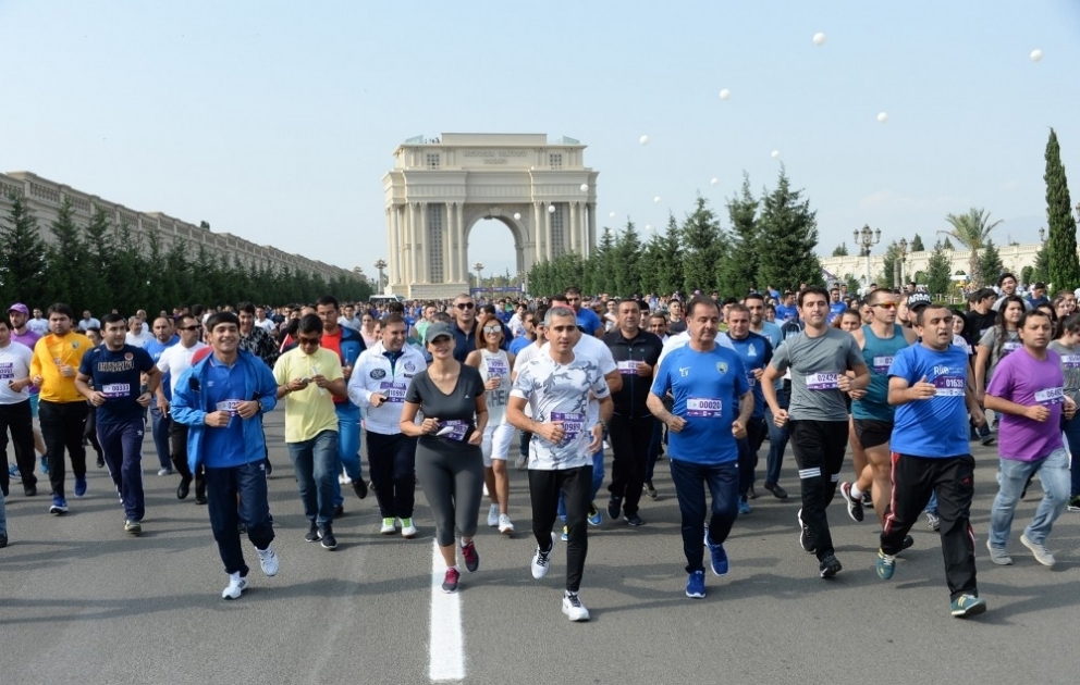 Ganja Marathon-2017, organized at initiative of Heydar Aliyev Foundation kicks off VIDEO