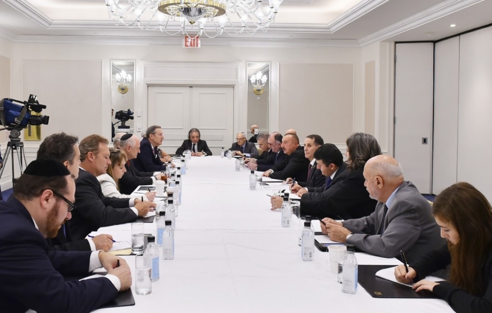 Prezident İlham Əliyev Nyu-Yorkda Amerika yəhudi təşkilatlarının nümayəndələri ilə görüşüb YENİLƏNİB VİDEO