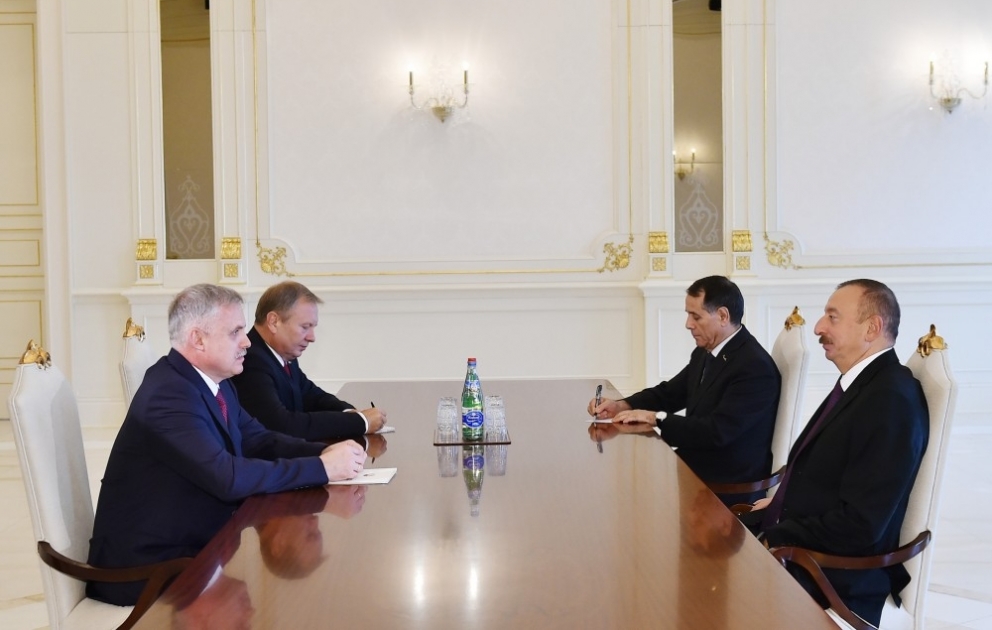 Staatspräsident Ilham Aliyev empfängt Staatssekretär des Sicherheitsrates von Weißrussland VIDEO