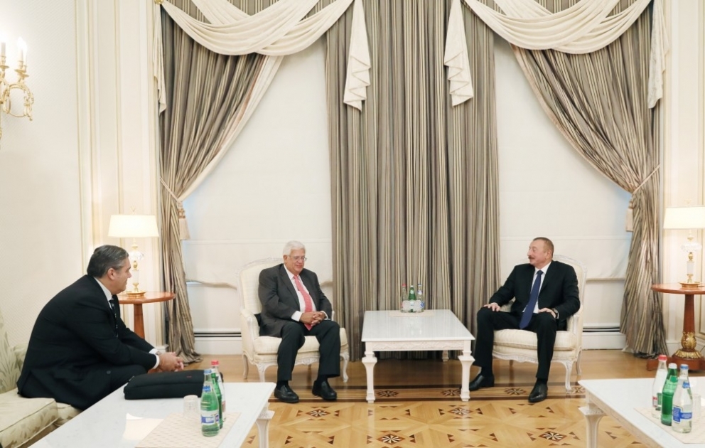 Staatspräsident Ilham Aliyev empfängt Vizepräsidenten der Zentristisch Demokratischen Internationale VIDEO