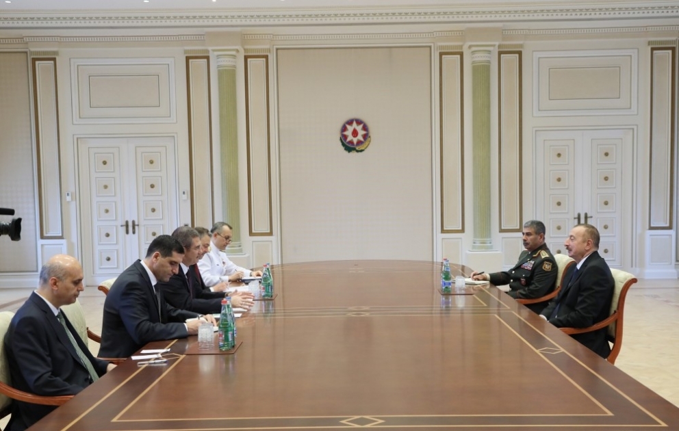 Staatspräsident Ilham Aliyev empfängt türkische Delegation VIDEO