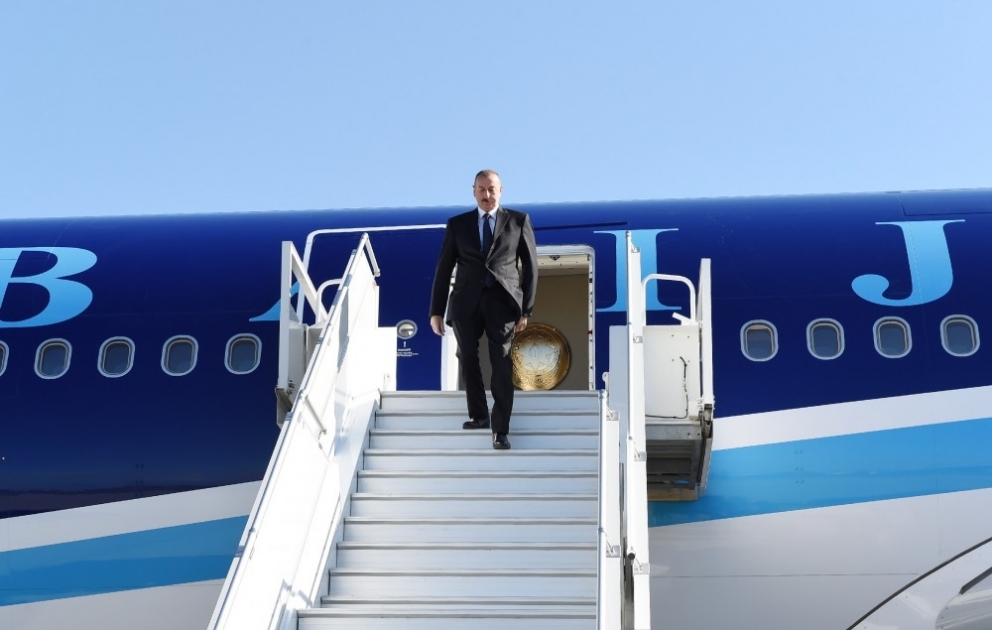 President Ilham Aliyev arrived in Sochi for visit VIDEO