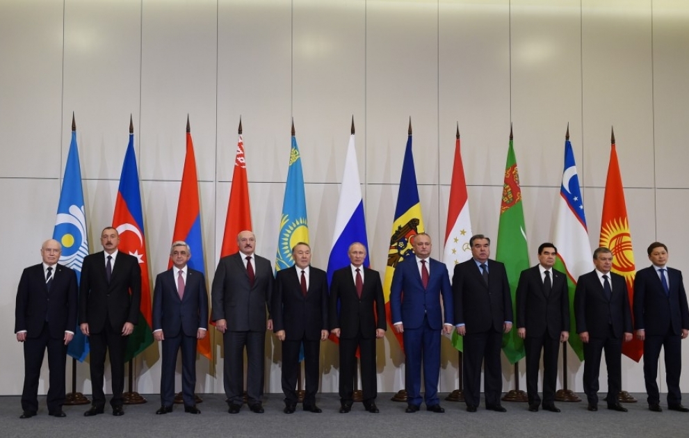 President Ilham Aliyev attended CIS Heads of State Council's session in limited format in Sochi VIDEO