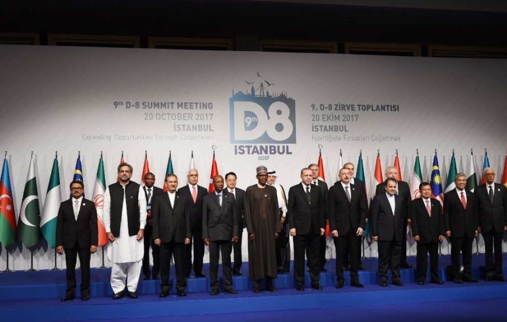 D8-Gipfel in Istanbul begonnen VIDEO