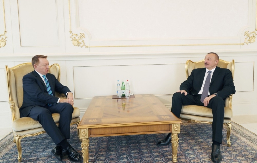 Prezident İlham Əliyev Avstraliyanın Azərbaycanda yeni təyin olunmuş səfirinin etimadnaməsini qəbul edib YENİLƏNİB VİDEO