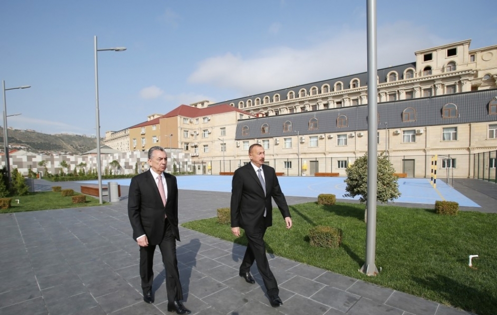 Prezident İlham Əliyev Bakıda yeni istifadəyə verilən idman və istirahət parkında yaradılan şəraitlə tanış olub YENİLƏNİB VİDEO