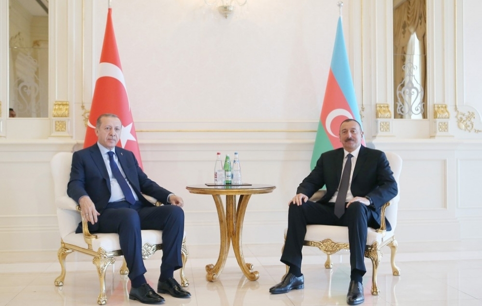 Azərbaycan Prezidenti İlham Əliyevin Türkiyə Prezidenti Rəcəb Tayyib Ərdoğan ilə təkbətək görüşü YENİLƏNİB VİDEO