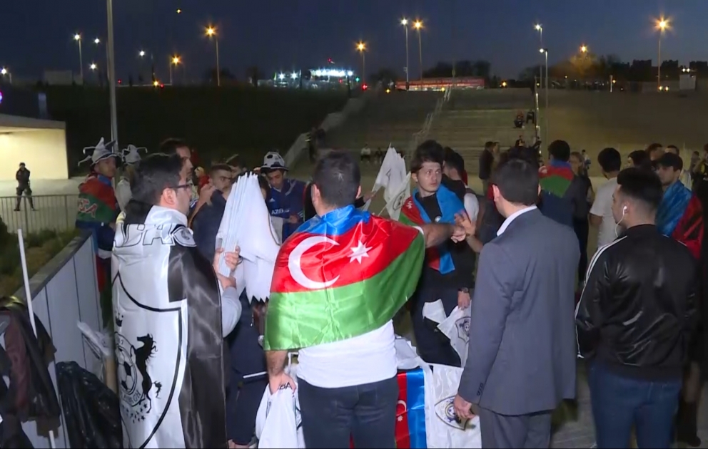 "Qarabağ"ın UEFA Çempionlar Liqasındakı növbəti oyunu zamanı Madriddə təbliğat aksiyası keçirilib VİDEO