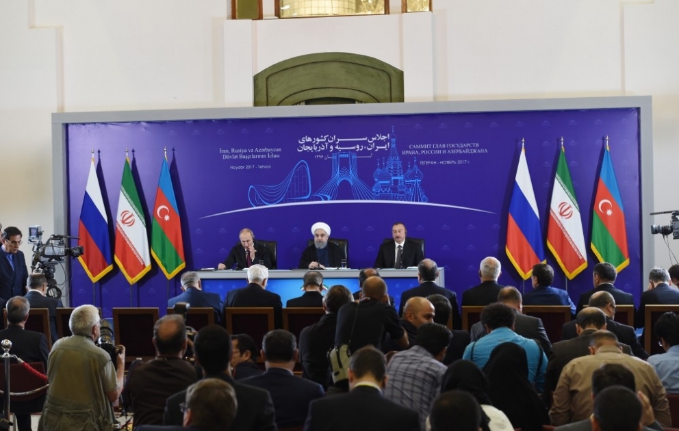 Déclaration à la presse des présidents azerbaïdjanais, iranien et russe VIDEO
