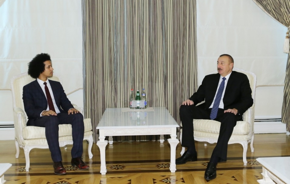 Le président Ilham Aliyev reçoit la délégation française menée par Pierre-Alain Raphan VIDEO