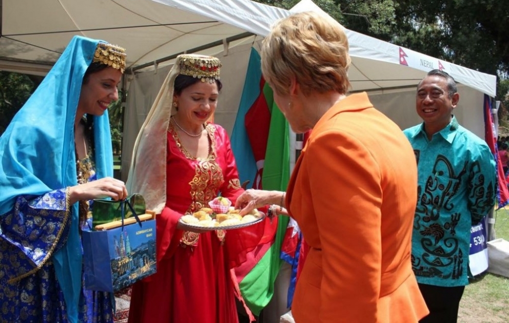 Azərbaycan ilk dəfə Avstraliyada keçirilən beynəlxalq milli mətbəx festivalında iştirak edib VİDEO