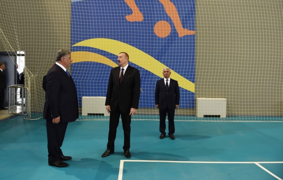 Le président de la République inaugure le Complexe sportif olympique d’Aghdjabedi VIDEO