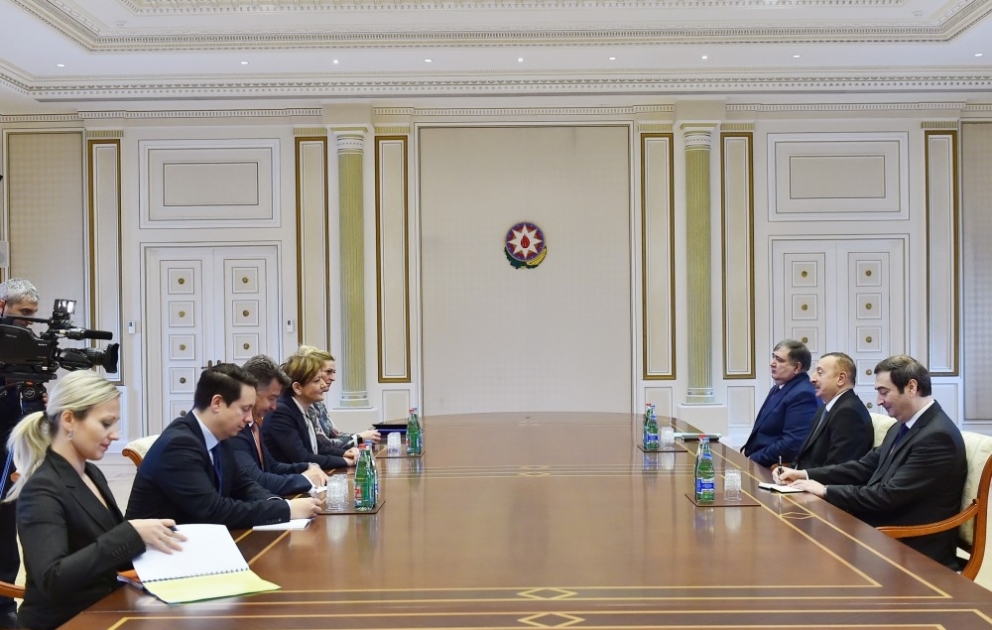 Staatspräsident Ilham Aliyev empfängt kroatische Delegation VIDEO