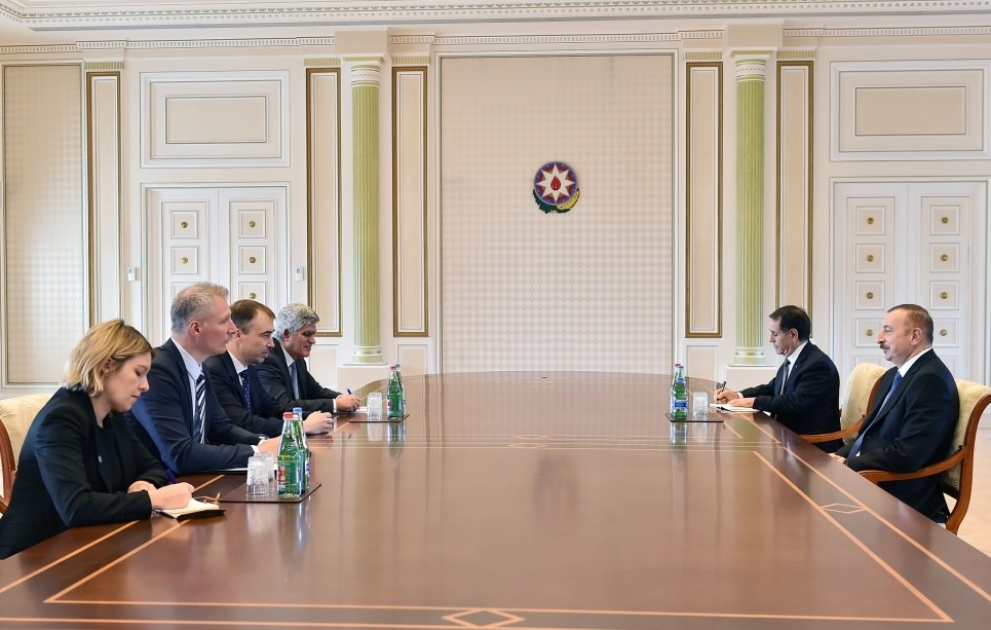 Präsident Ilham Aliyev empfängt EU-Delegation VIDEO