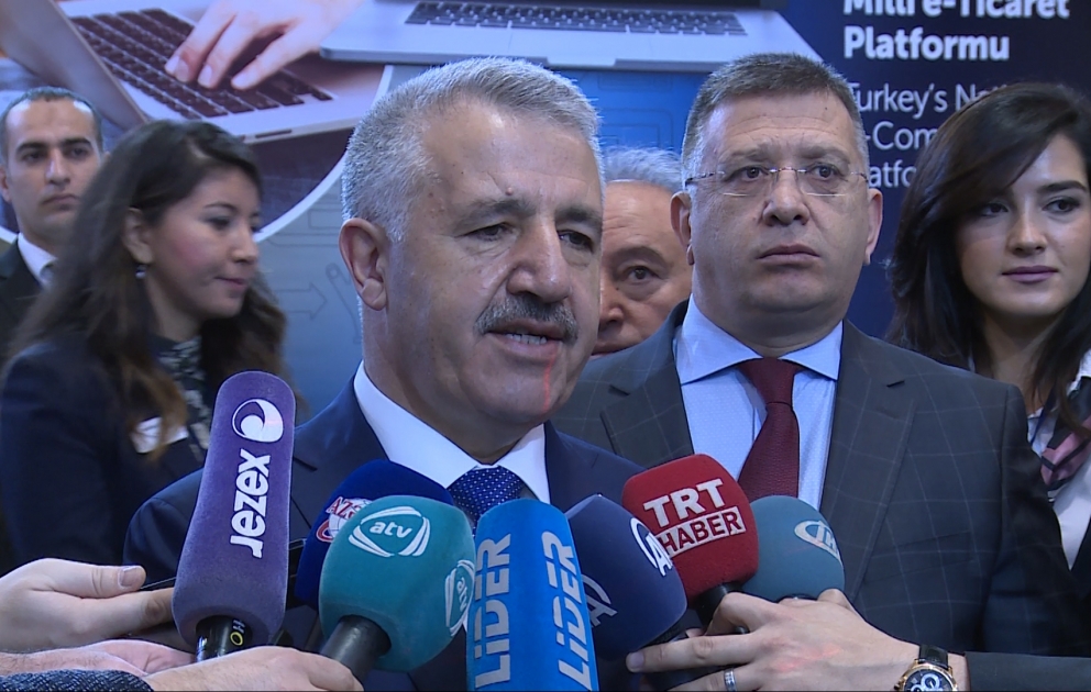 Əhməd Arslan: “Bakutel-2017”də Türkiyə 10-dan çox şirkətlə təmsil olunur VİDEO