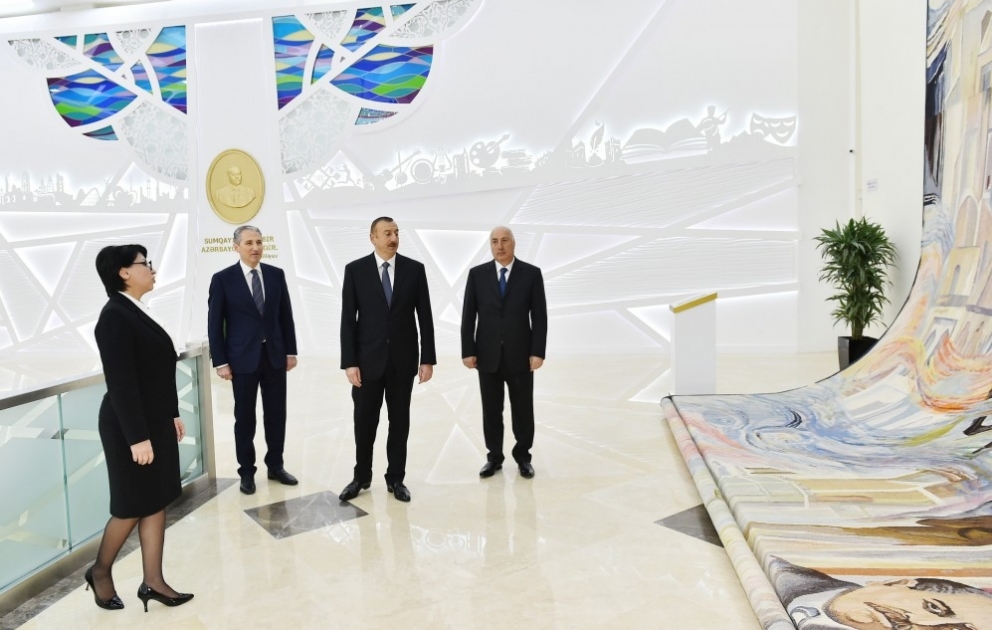 Prezident İlham Əliyev Sumqayıtda “Kimyaçı” Mədəniyyət Sarayında əsaslı təmirdən sonra yaradılan şəraitlə tanış olub  YENİLƏNİB VİDEO
