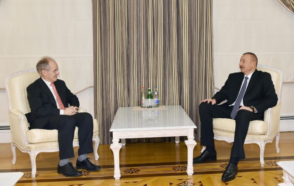Prezident İlham Əliyev IBM korporasiyasının baş vitse-prezidentini qəbul edib YENİLƏNİB VİDEO