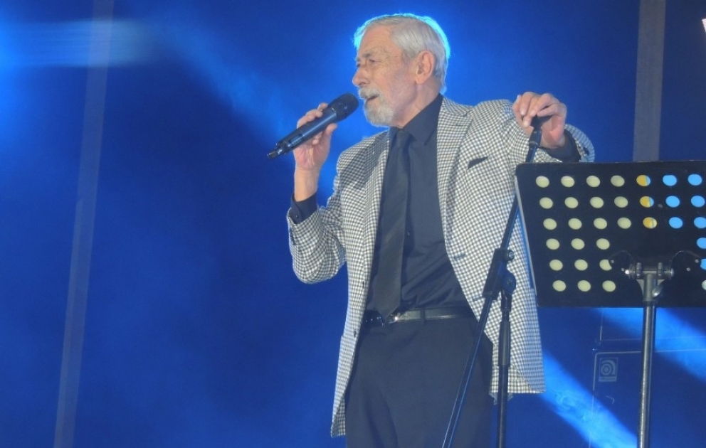Vaxtanq Kikabidzenin Qəbələ Beynəlxalq “Veselo” Festivalındakı konserti tamaşaçıların böyük marağına səbəb olub VİDEO
