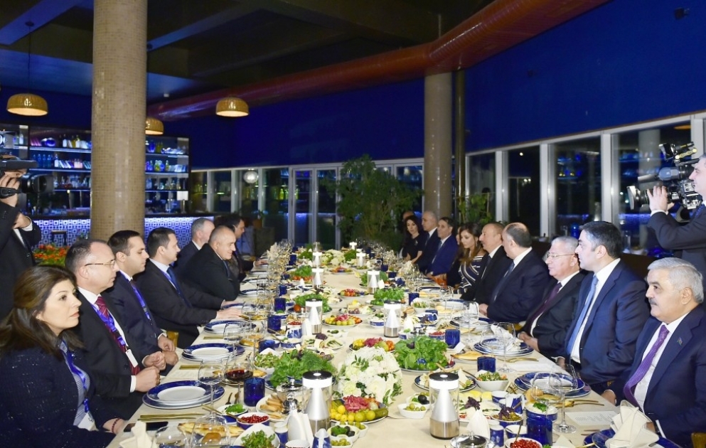 Prezident İlham Əliyev və Baş nazir Boyko Borisov birgə şam ediblər VİDEO