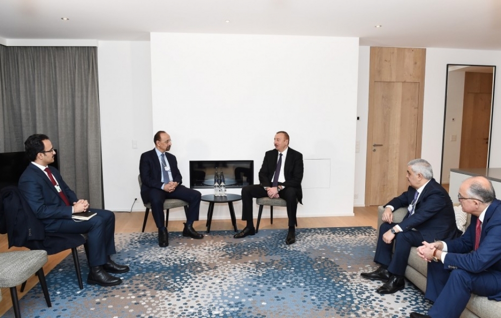 Le président Ilham Aliyev rencontre le ministre saoudien Khalid Al-Falih à Davos VIDEO
