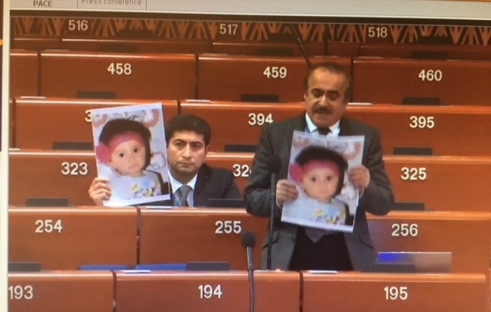 Rafael Hüseynov: Hər kəs ermənilərin öldürdüyü 2 yaşlı Zəhranın yerində öz balasını təsəvvür edə bilsə, hərbi münaqişələr bitər VİDEO