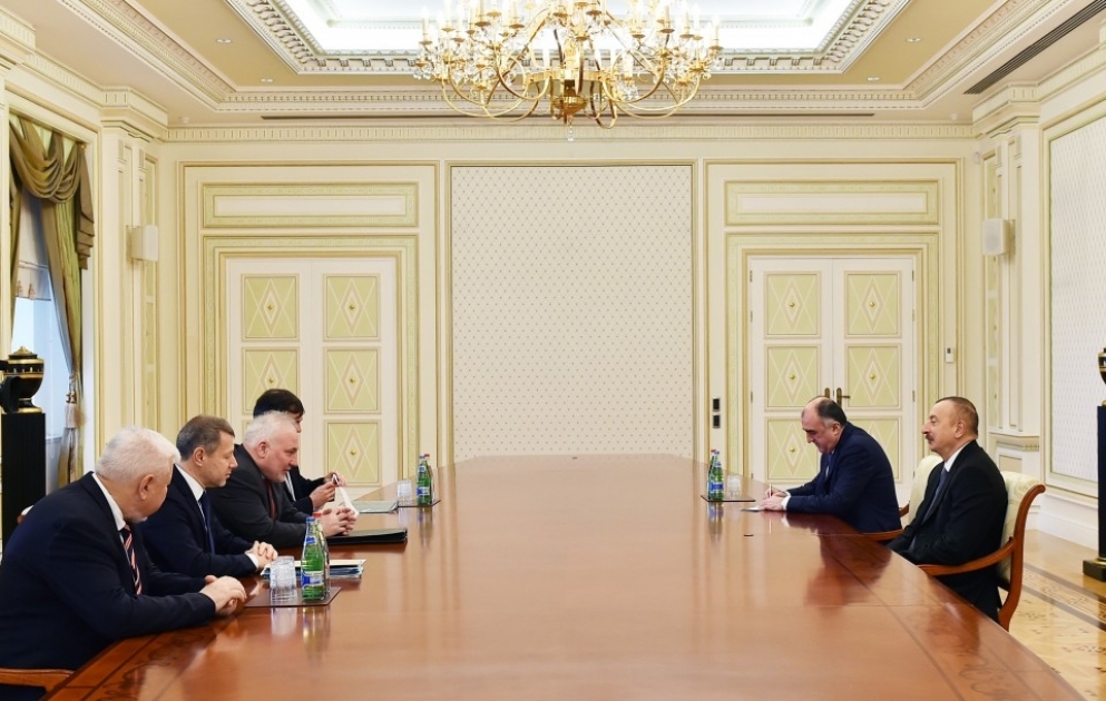 Le président de la République reçoit les co-présidents du Groupe de Minsk VIDEO