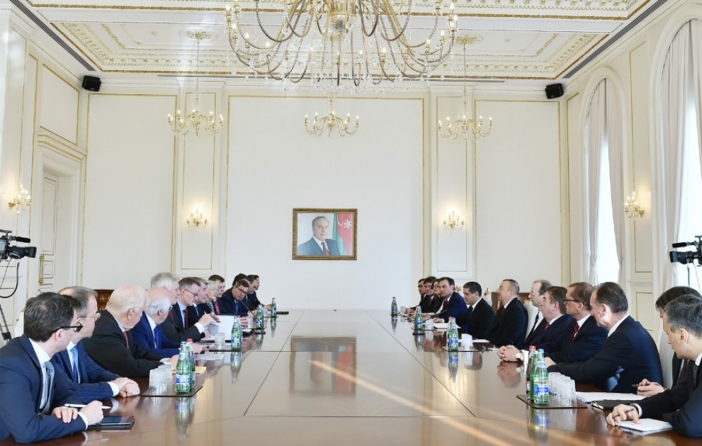 Entretien du président Ilham Aliyev avec une délégation allemande VIDEO