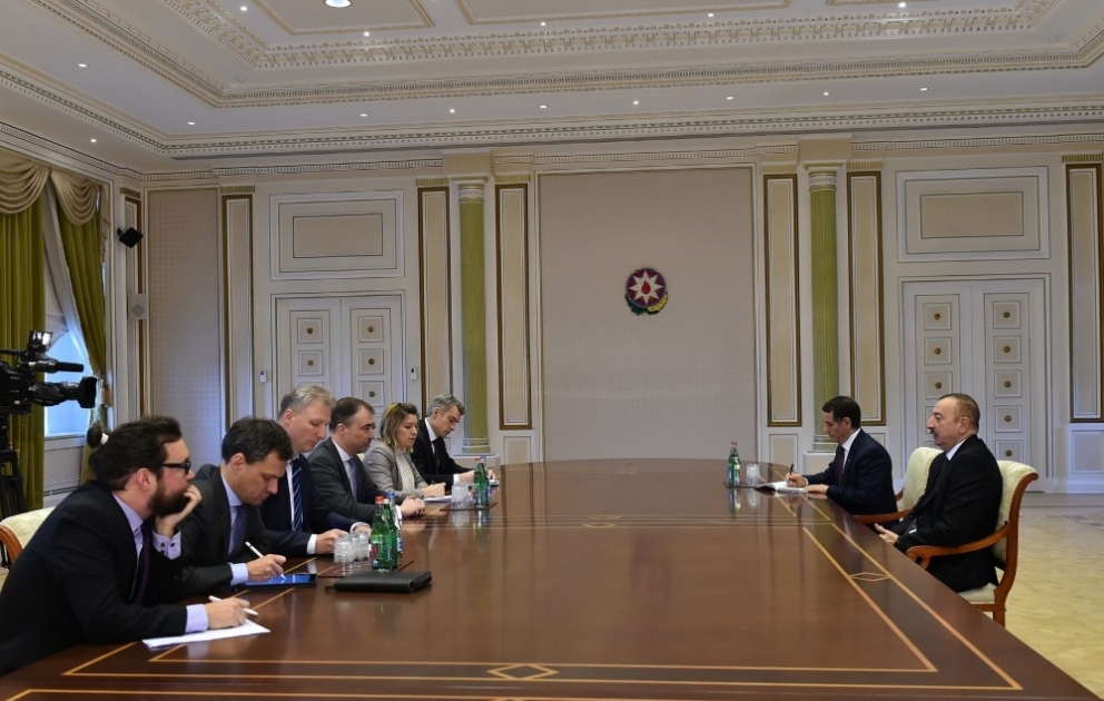 Le président Ilham Aliyev reçoit une délégation menée par le représentant spécial de l’UE pour le Caucase du Sud VIDEO