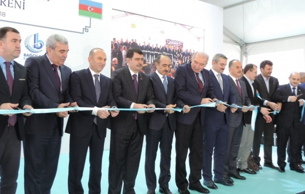 İstanbulda Azərbaycan Dostluq Parkının və Xocalı soyqırımı abidəsinin açılışı olub VİDEO