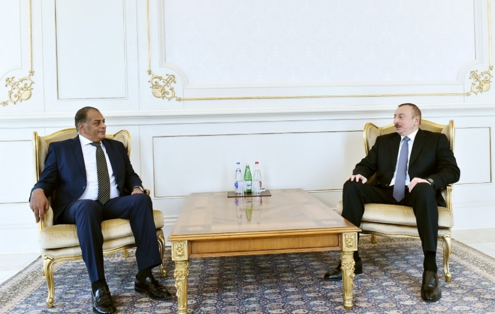 Le président de la République reçoit les lettres de créance du nouvel ambassadeur d’Egypte VIDEO